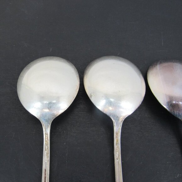 Reed & Barton Pompeian Greek Key & Scrollwork Design Soup Spoons Set of 4 Vntg - Picture 6 of 12